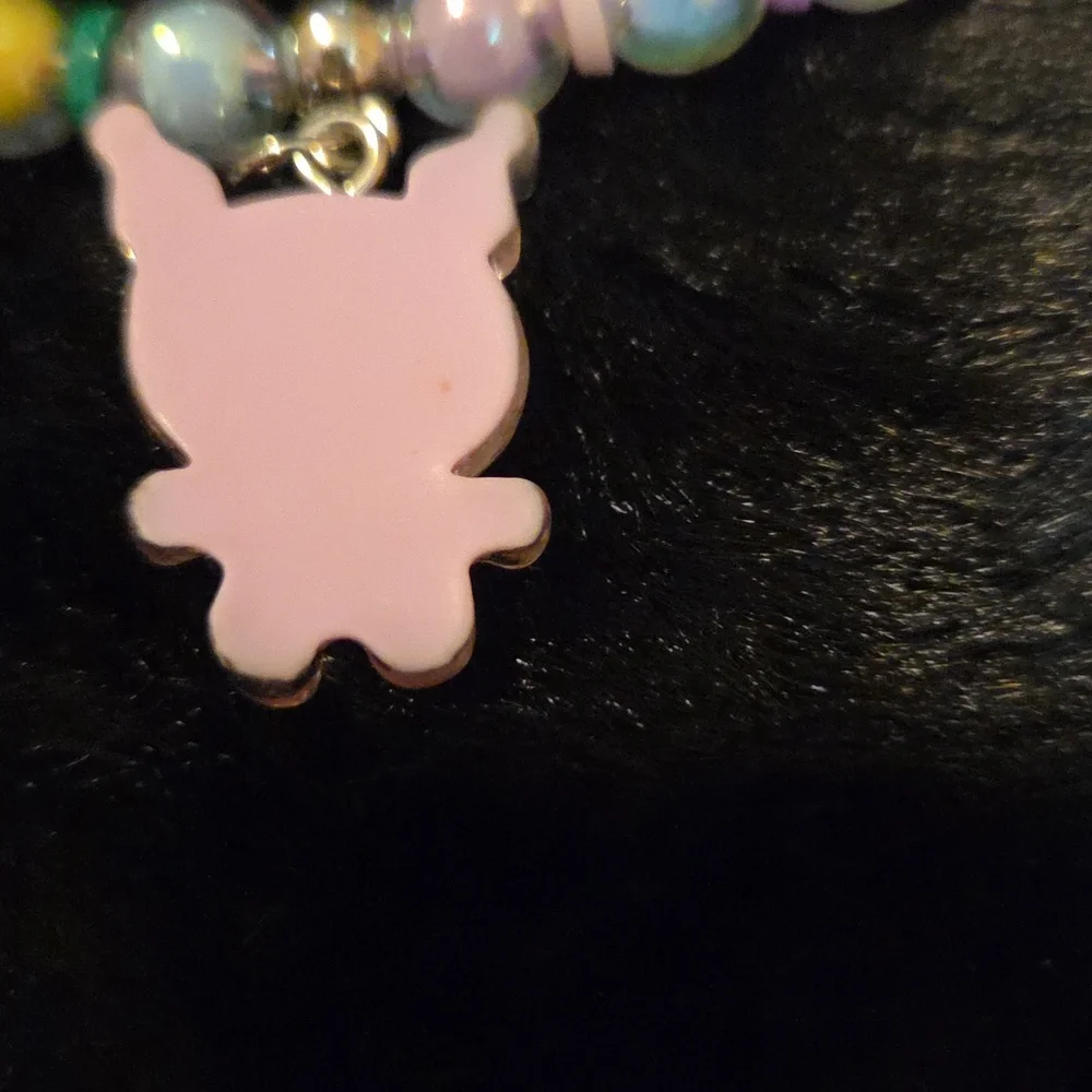 Hello Kittys Friends Cute Pink Beaded Bracelet with Character Charm NWOT